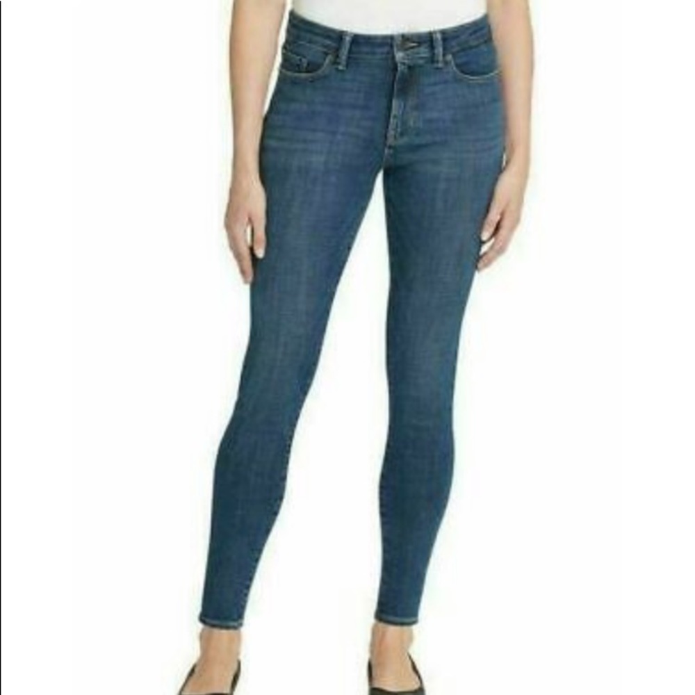 CALVIN KLEIN WOMEN’S JEANS